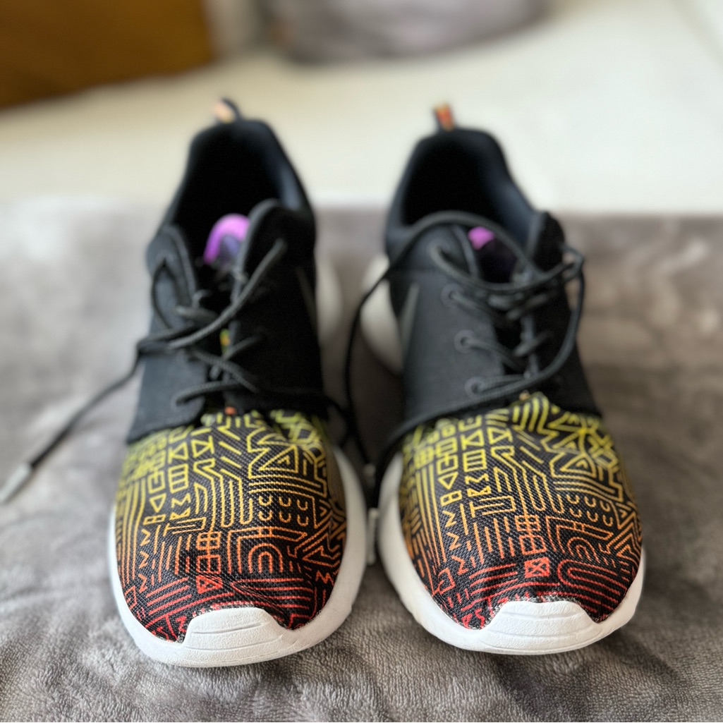 Roshe One Qs 'Be True' Womens Sneakers
